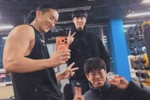 Kanavi分享健身視頻：最近健身非常努力！For a real man！