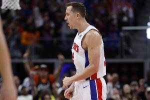 14中7得18分！阿德巴約：鄧羅手感滾燙 我們防守給他留了太多機(jī)會