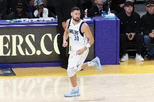 克萊：我今天的表現(xiàn)讓自己松了一口氣 前20場的我是不達(dá)標(biāo)的