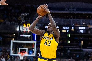 第二節(jié)醒了！西亞卡姆半場(chǎng)12分7板2助2斷帶隊(duì)領(lǐng)先&12分全次節(jié)所得