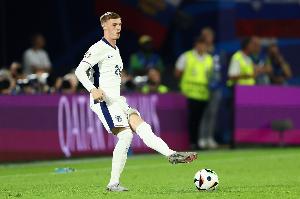 太陽報：帕爾默沒出現(xiàn)在英格蘭2026年官方日歷，但這與世界杯無關(guān)