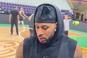 莫蘭德：楊鳴是很認(rèn)真的教練 他也希望我擔(dān)任領(lǐng)袖去帶動(dòng)球隊(duì)