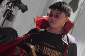 還在炒冷飯？Uzi連續(xù)數(shù)天未上韓服賬號(hào)，微博熱搜#Uzi 復(fù)出#莫名空降第五