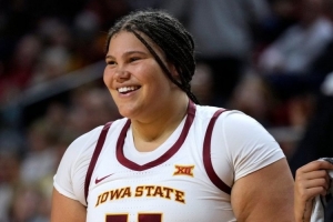 NCAA女籃巨無霸奧迪·克魯克斯25投19中轟下47分！賽季第二次40+