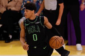 【菜鳥】楊瀚森連續(xù)3場0分 費(fèi)爾斯21分+吃T 貝利19分哈珀回暖17分