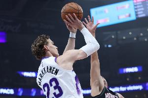 場均27.9分！Stein：爵士更可能圍繞馬爾卡寧補(bǔ)強(qiáng)而不是交易他！