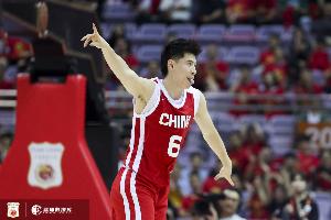 替下胡明軒！男籃今晚首發(fā)：高詩(shī)巖程帥澎朱俊龍小曾周琦 ???