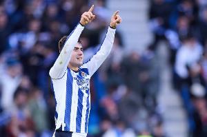 帥炸！皇社球員巴雷內(nèi)切亞連續(xù)兩輪轟世界波，任意球+中圈吊射