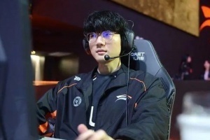 就差官宣了！Viper的微博認(rèn)證已經(jīng)改為BLG電子競(jìng)技俱樂(lè)部英雄聯(lián)盟選手