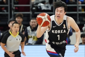 不講道理準(zhǔn)！韓國男籃上半場33中21&命中率高達63.6% 三分球10中7