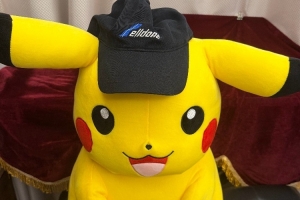 Rookie分享皮卡丘玩偶：大頭