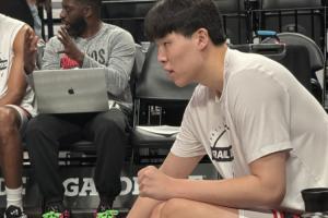 小吧看鞋：楊瀚森上腳李寧馭帥20 波特蘭機場配色+圖案