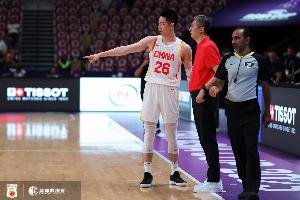 解說(shuō)：今天男籃首發(fā)太恐怖 現(xiàn)代籃球在陣容和人員上要有合理配置