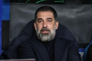 這38歲?。堪栠_(dá)·圖蘭2022年退役，當(dāng)了兩年半教練日漸蒼老！