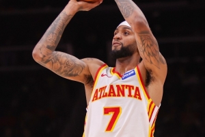 表現(xiàn)不俗！尼基爾·亞歷山大-沃克19投10中得到26分3板1助2斷