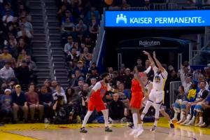 有點(diǎn)帥??！賽斯·庫里撤步長兩分轟進(jìn) 目前6中5砍11分！