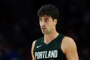 組織核心！阿夫迪亞本賽季第四次單場(chǎng)25+10助+5板 聯(lián)盟第四多