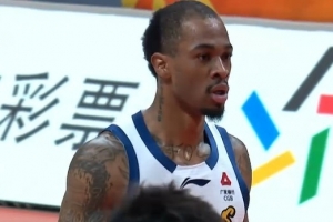 媒體人：塔克打CBA絕對好用 廣廈的整體實(shí)力可能比上賽季還要強(qiáng)