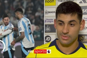 羅梅羅談倒鉤：我和梅西一起在國家隊(duì)訓(xùn)練會(huì)觀察他，這球很漂亮