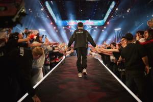 100-300億？韓媒：SK將為T(mén)1引資 旨在擴(kuò)大業(yè)務(wù)領(lǐng)域?qū)崿F(xiàn)收入結(jié)構(gòu)多元化