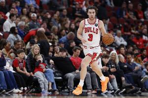 吉迪的NBA快速問答！東契奇MVP 最后一投選科比 NBA偶像是威少