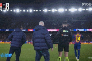 進(jìn)球功臣！巴薩換下萊萬、奧爾莫，換上拉什福德、費(fèi)蘭