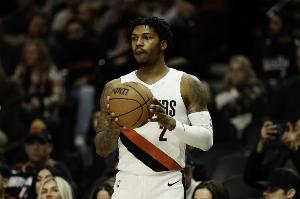 隊記發(fā)問：樂福被反復(fù)嘗試但始終表現(xiàn)低效  為何不多用楊瀚森呢？