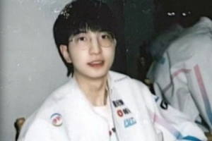 Elk微博認(rèn)證更新：從BLG下路選手——>WBG下路選手