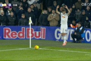 都在學(xué)定位球！利茲聯(lián)角球機會比約爾頭球破門，切爾西落后