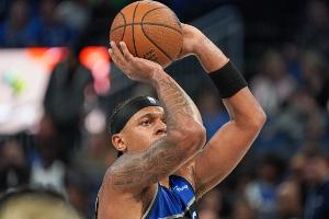 復(fù)出有時(shí)間限制！班凱羅僅打20分鐘 8中3得9分6板2助