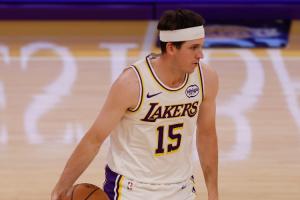 背靠背慘敗宿敵綠軍！湖人戰(zhàn)績16勝6負跌至西部第三 火箭升到第二