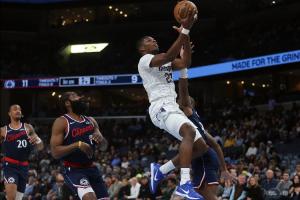 用楊瀚森+3個(gè)簽換來(lái)的！灰熊菜鳥(niǎo)科沃德18中10砍23+14+5 率隊(duì)沉船