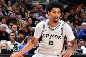 解說：哈珀連續(xù)兩場夢游 體現(xiàn)出續(xù)航的問題 對連續(xù)客場嚴(yán)重不適應(yīng)