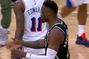 沒(méi)這個(gè)必要！最后時(shí)刻雙方都不打了 但字母哥哥上個(gè)壓哨反籃