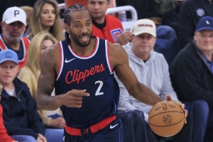 狀態(tài)可以！小卡23投10中得到24分8板4助1斷1帽 得分全場最高