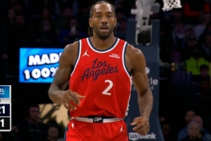 率先發(fā)力！小卡弧頂三分命中 快船領(lǐng)先森林狼兩位數(shù)