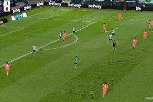 費(fèi)蘭3分鐘內(nèi)先后包抄+側(cè)鉤完成雙響，巴薩反超比分2-1貝蒂斯