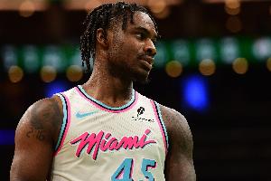 斯波：小米切爾球商很高是我們的進(jìn)攻引擎 相信他掌控球權(quán)的能力