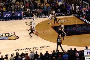 老將的經(jīng)驗(yàn)！詹姆斯殺出直接搶斷76人發(fā)球殺死比賽！