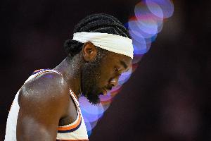 美記談馬威命中生涯首個三分：他會有更多這種表現(xiàn) 他手感很柔和