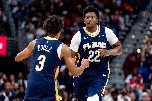 不愧是石佛看中的新人！奎因單節(jié)100%命中率轟20+ 歷史最年輕球員