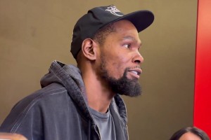 火箭兩連敗！杜蘭特：教練組很生氣！大家都很生氣！但還為時過早